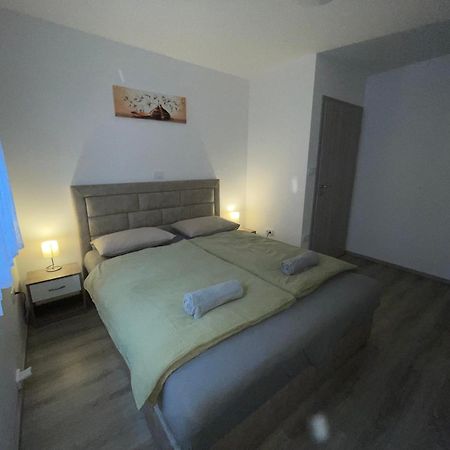 Apartma Dzana Zaga Exteriör bild