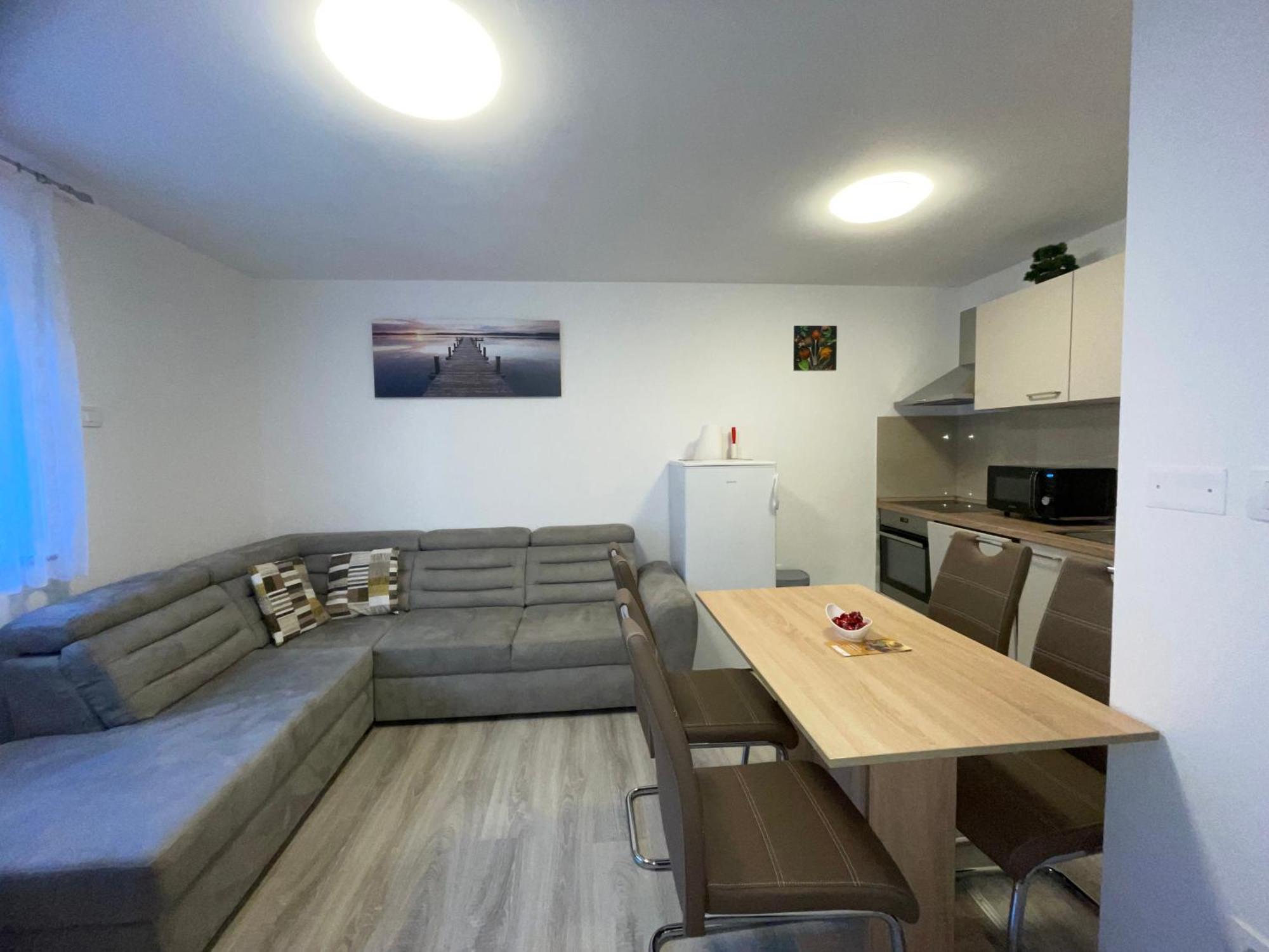 Apartma Dzana Zaga Exteriör bild